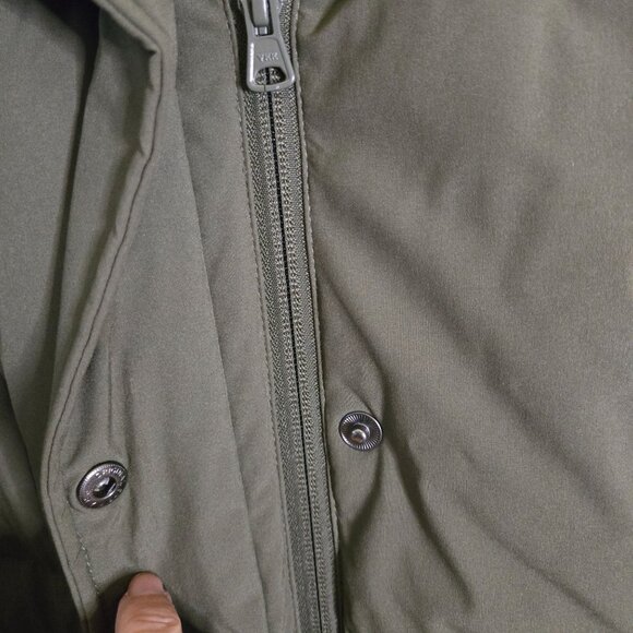 Lands' End Olive Down Filled Detachable Hood Puffer Coat Size M - Picture 6 of 11